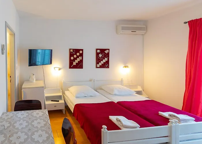 Pensjonat Tinka, No 9 3*